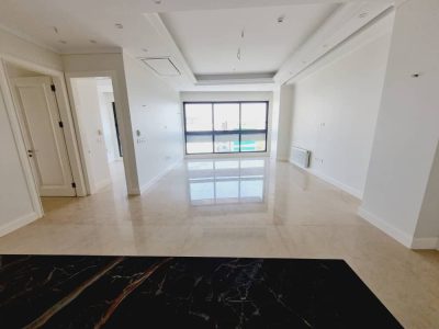 ۱۴۰ متر آپارتمان در زعفرانیه