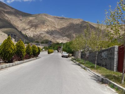 ۲۵۰متر باغچه خسروان جنب آیینه ورزان داخل بافت
