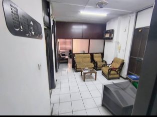 آپارتمان(دفتر)۹۵ متری سه خواب بر اصلی مناسب اداری